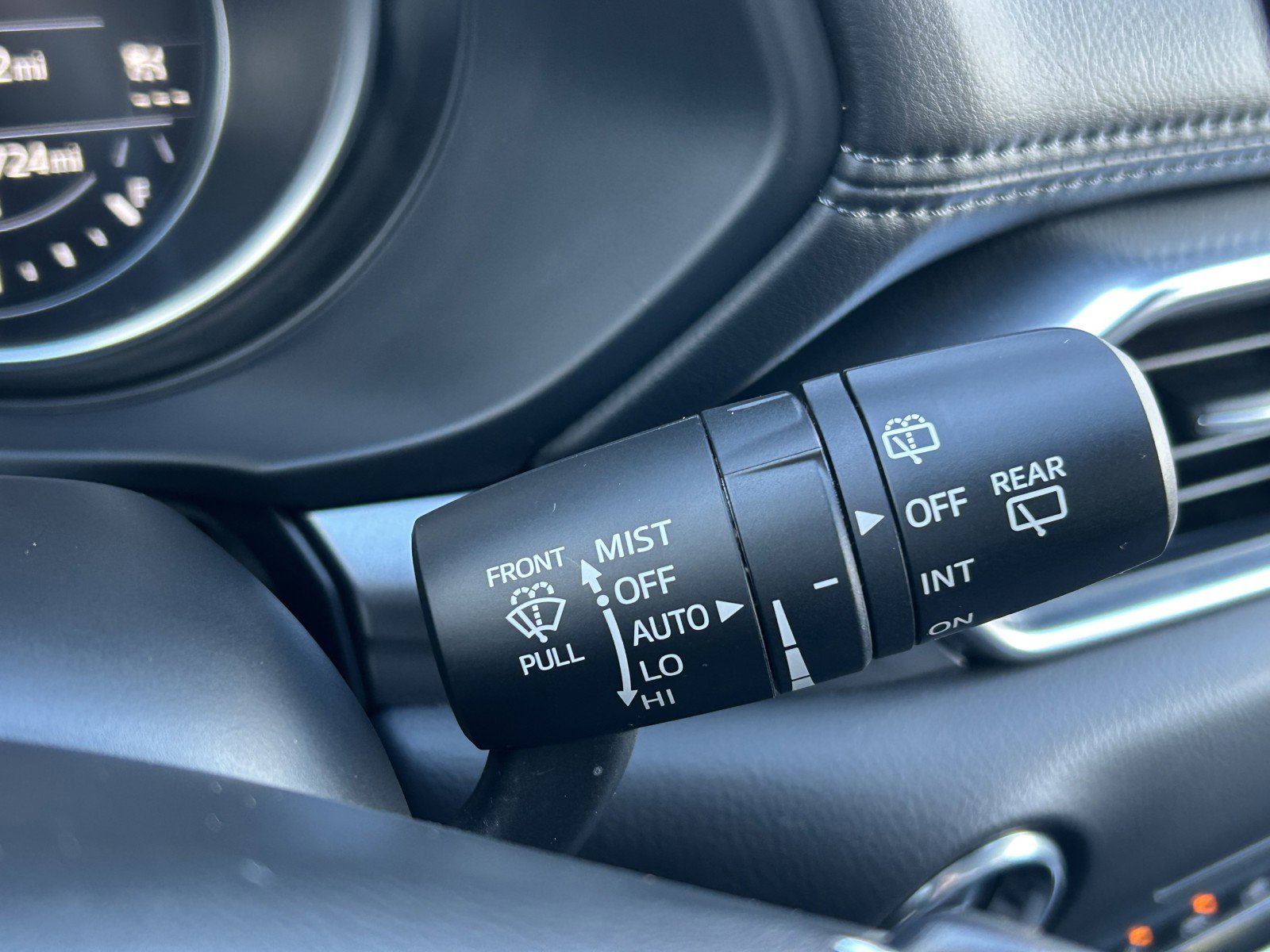 Used 2025 MAZDA CX-5 AWD 2.5 S w/ Preferred Package image 24