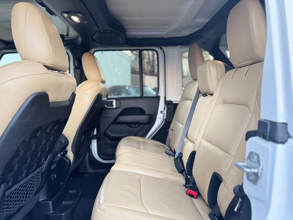 Used 2018 Jeep Wrangler Unlimited Rubicon w/ Dual Top Group image 19