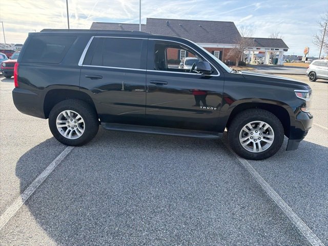 Used 2017 Chevrolet Tahoe LS image 3