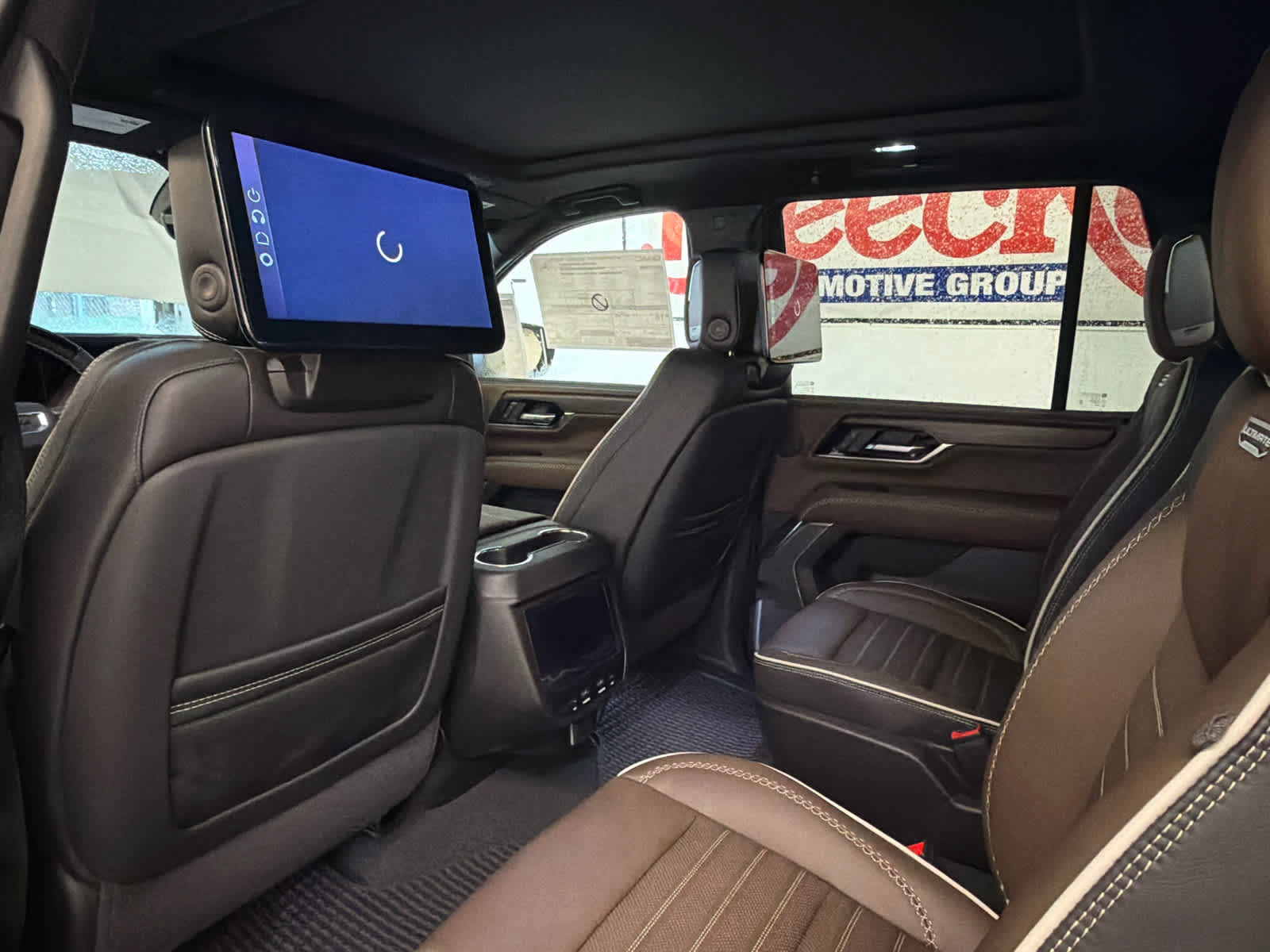 New 2026 GMC Yukon Denali Ultimate AWD/4WD image 22