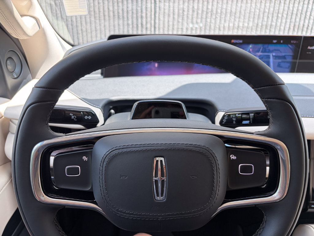 New 2027 Lincoln Navigator Premiere AWD/4WD image 50