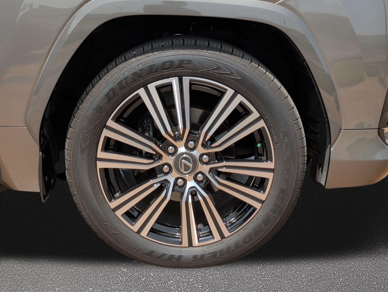 Certified 2026 Lexus LX 600 4WD w/ Accessory Package (Z1) image 7