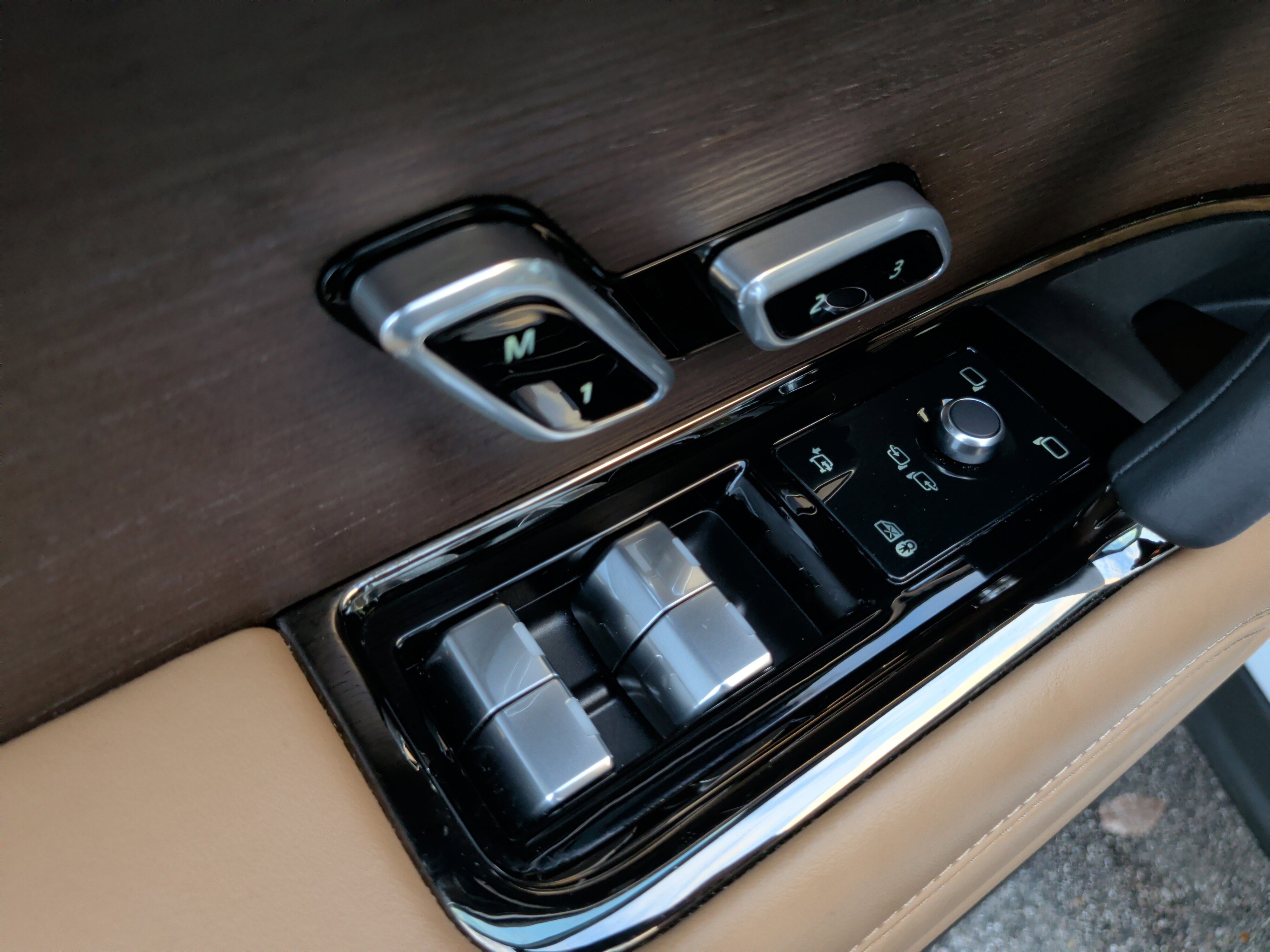 Used 2023 Land Rover Range Rover Sport SE image 15