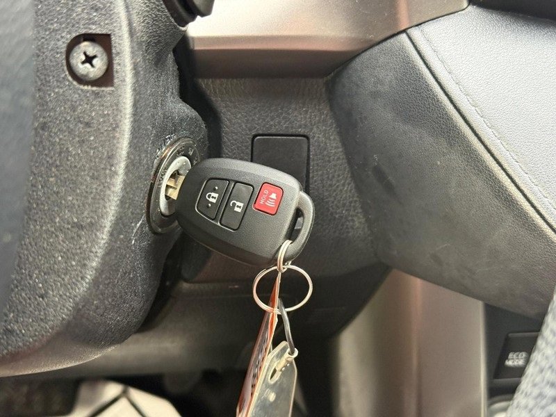 Used 2018 Toyota RAV4 LE w/ All Weather Liner Package image 30