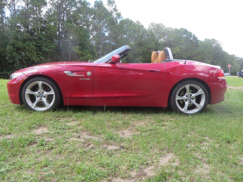 Used 2014 BMW Z4 sDrive28i RWD image 1