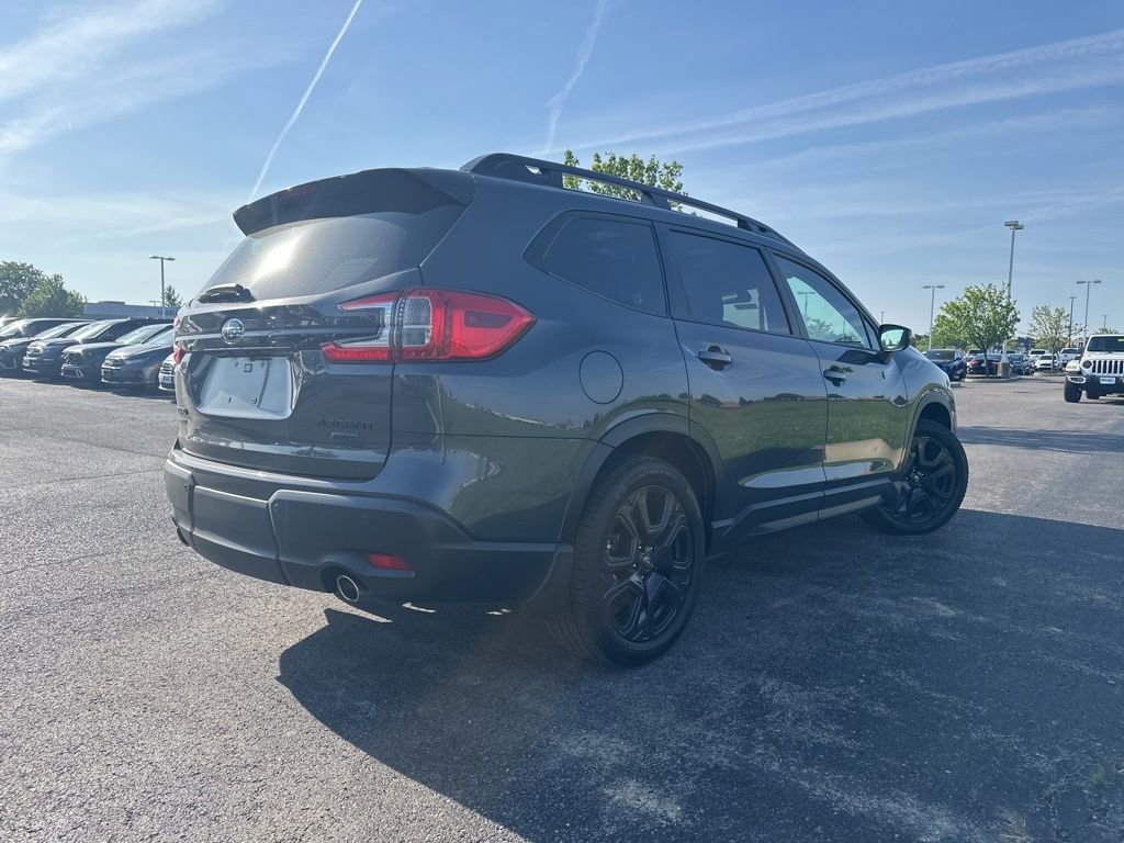 Used 2023 Subaru Ascent Onyx Edition AWD/4WD image 12