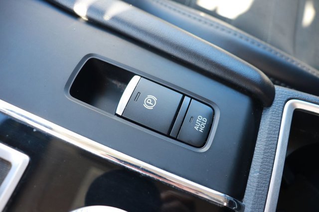 Used 2024 Mitsubishi Outlander SE image 21