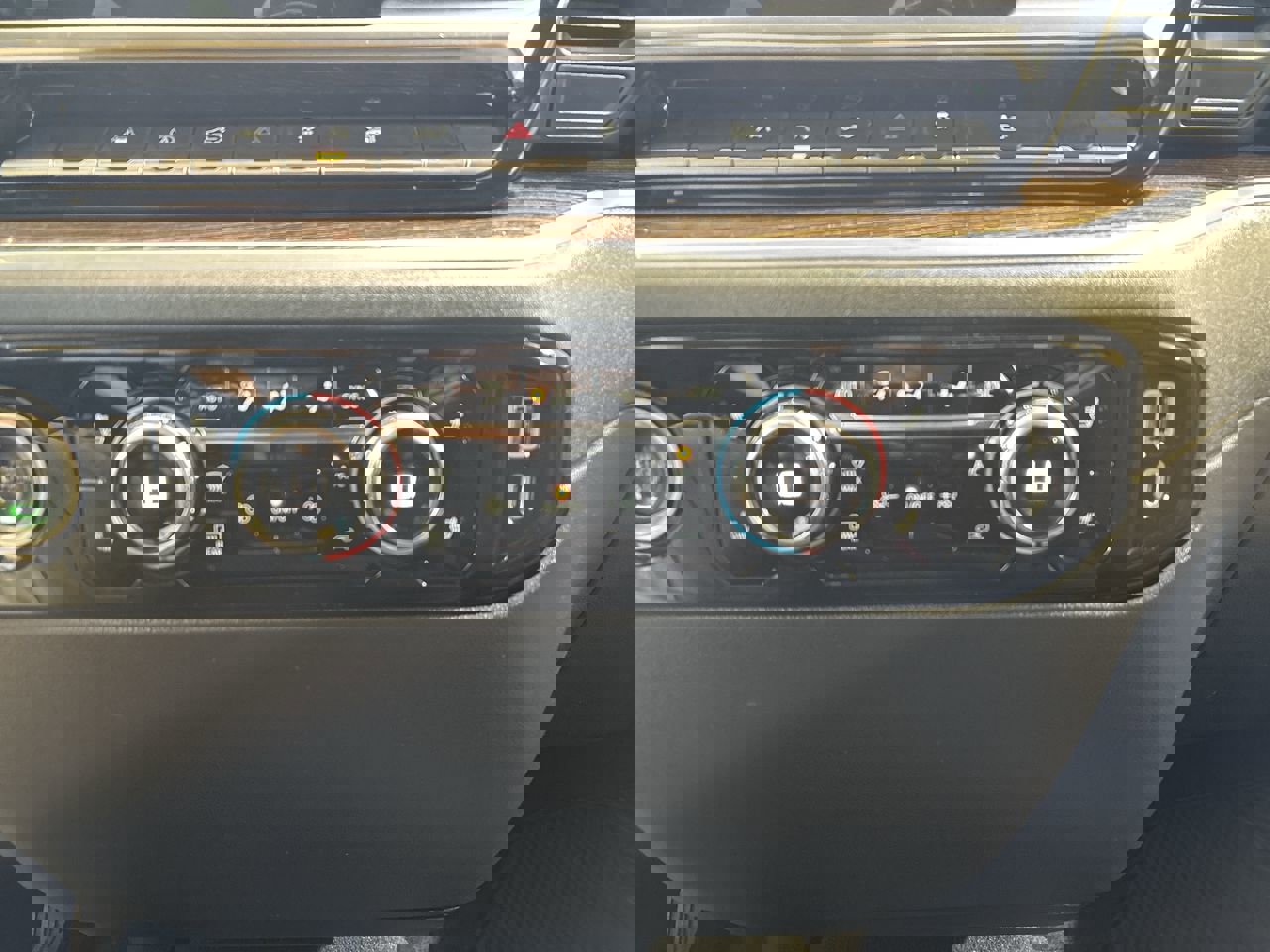 Used 2022 GMC Sierra 1500 Elevation RWD image 20