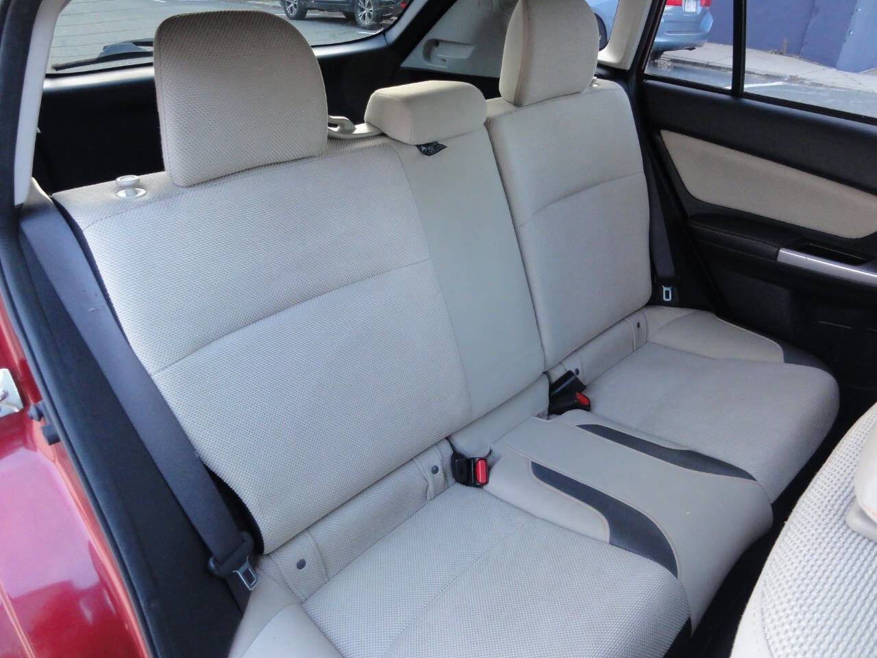 Used 2017 Subaru Crosstrek 2.0i Premium image 27