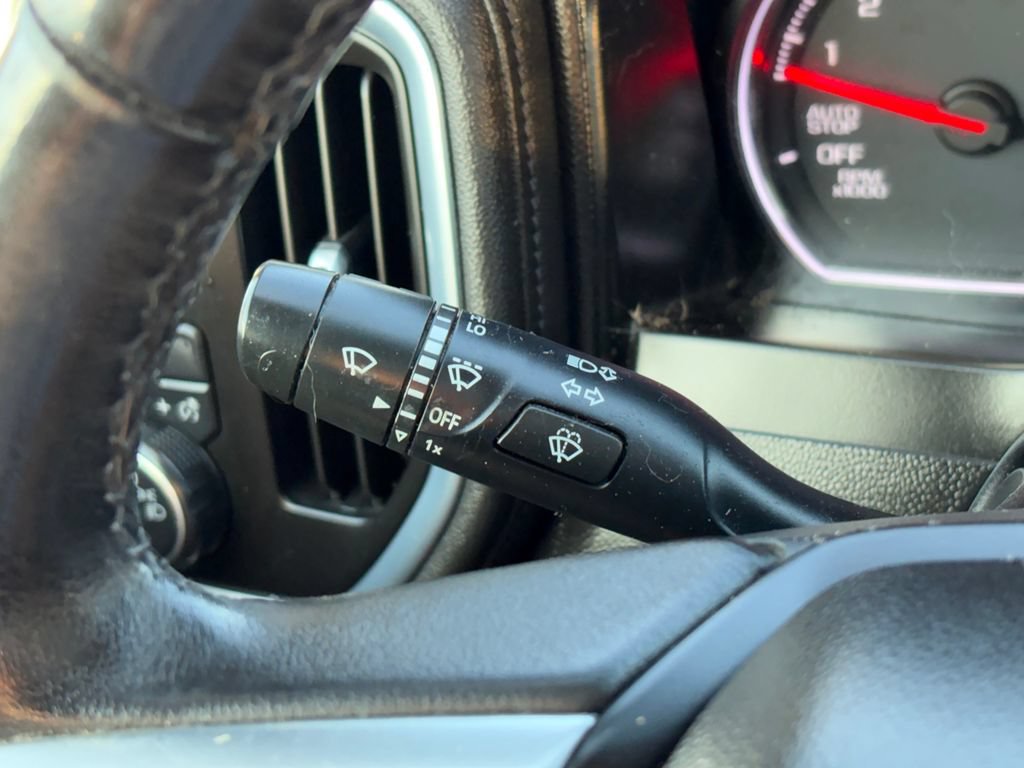 Used 2019 Chevrolet Silverado 1500 LT w/ Texas Edition RWD image 14