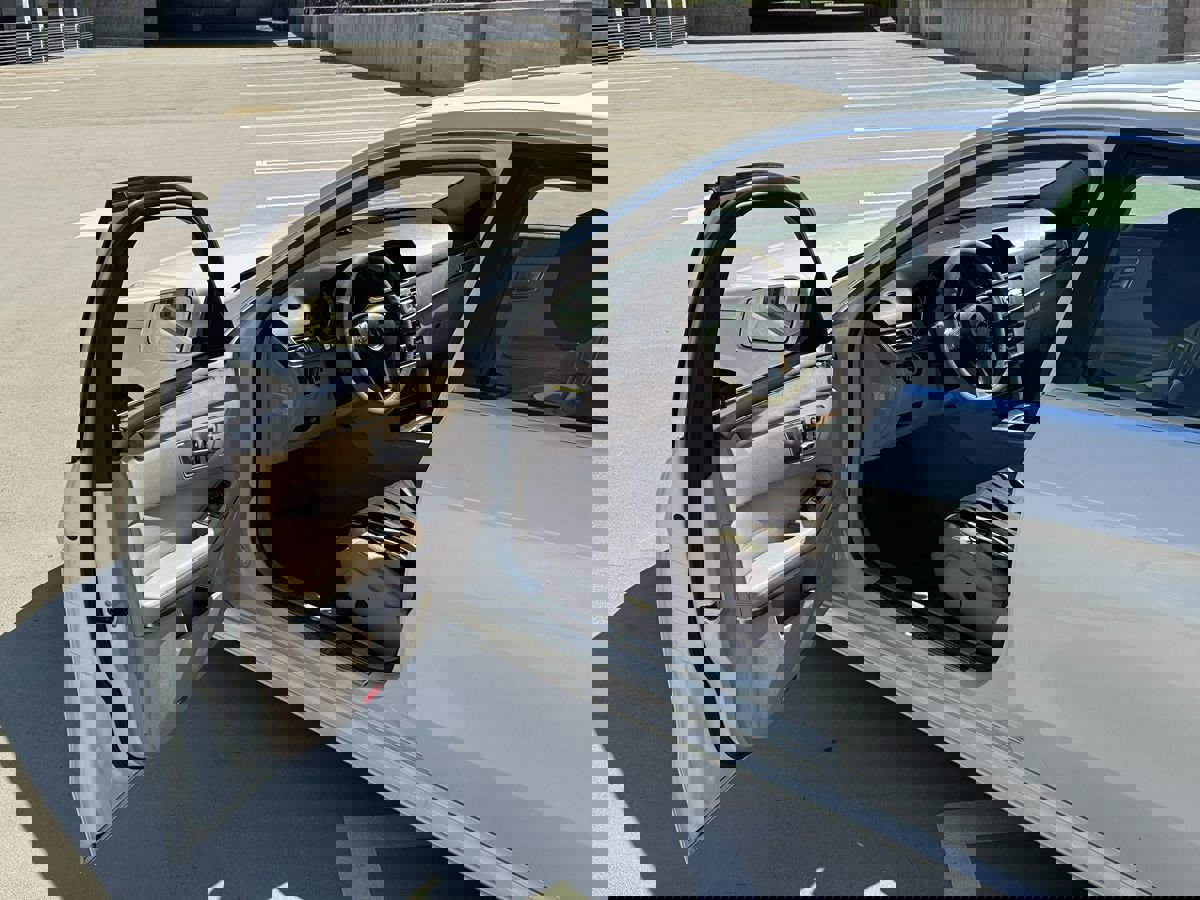 Used 2014 Mercedes-Benz E 350 Sport image 29