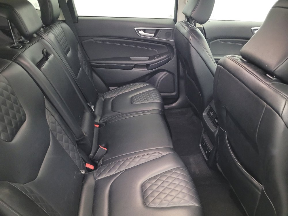 Used 2024 Ford Edge Titanium image 19