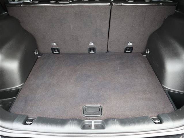 Used 2023 Jeep Compass Trailhawk AWD/4WD image 6