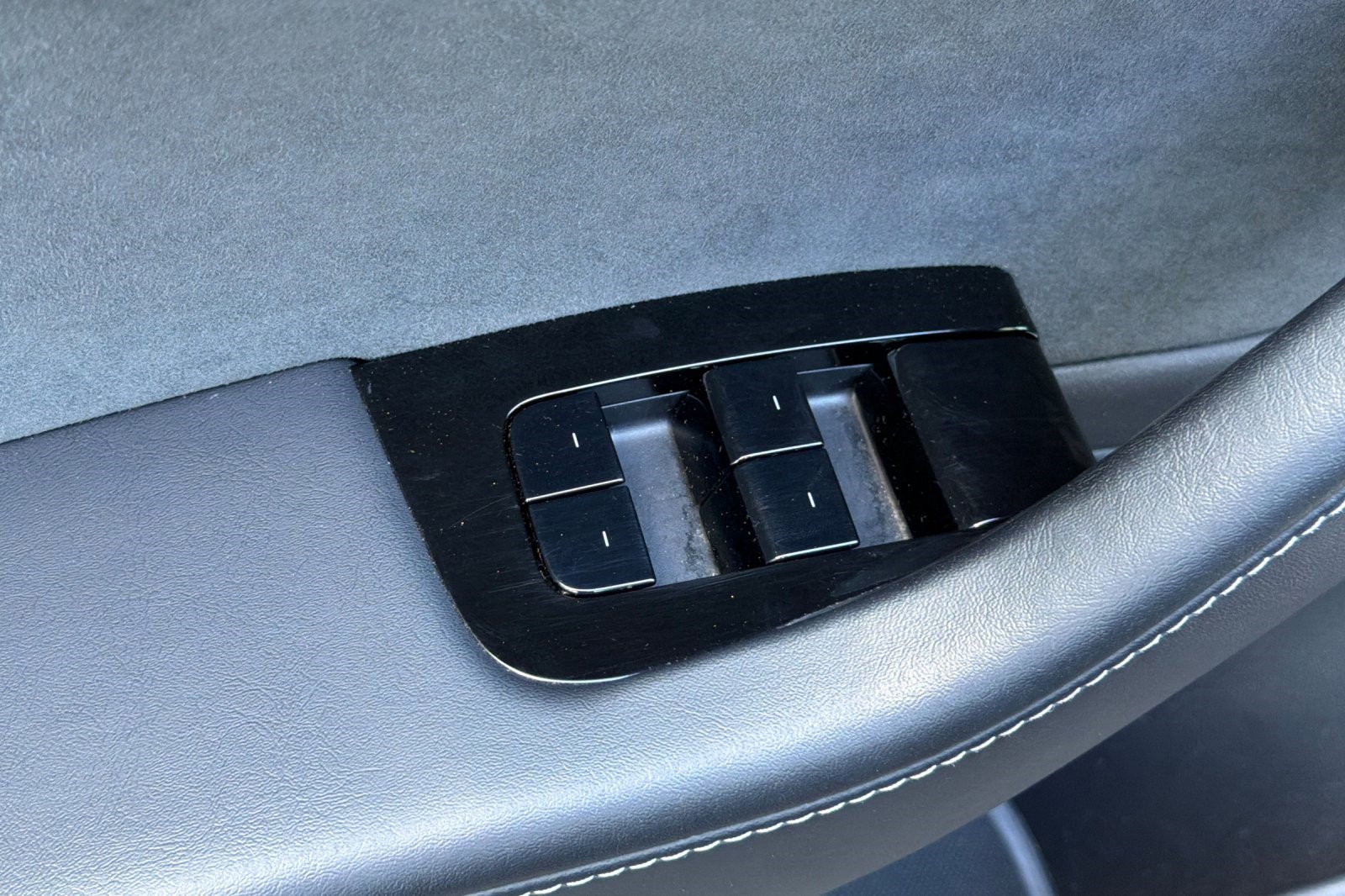 Used 2018 Tesla Model 3 Long Range image 13