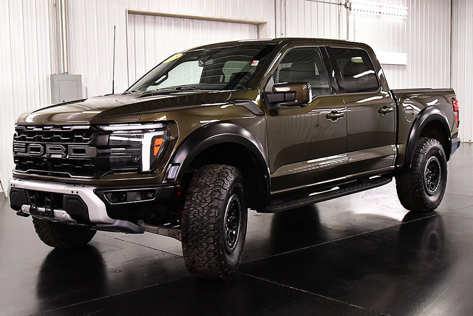 Used 2025 Ford F150 Raptor AWD/4WD image 3