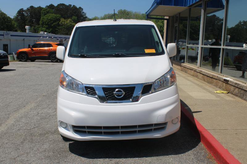 Used 2020 Nissan NV200 SV w/ Sliding Glass Door Package image 2