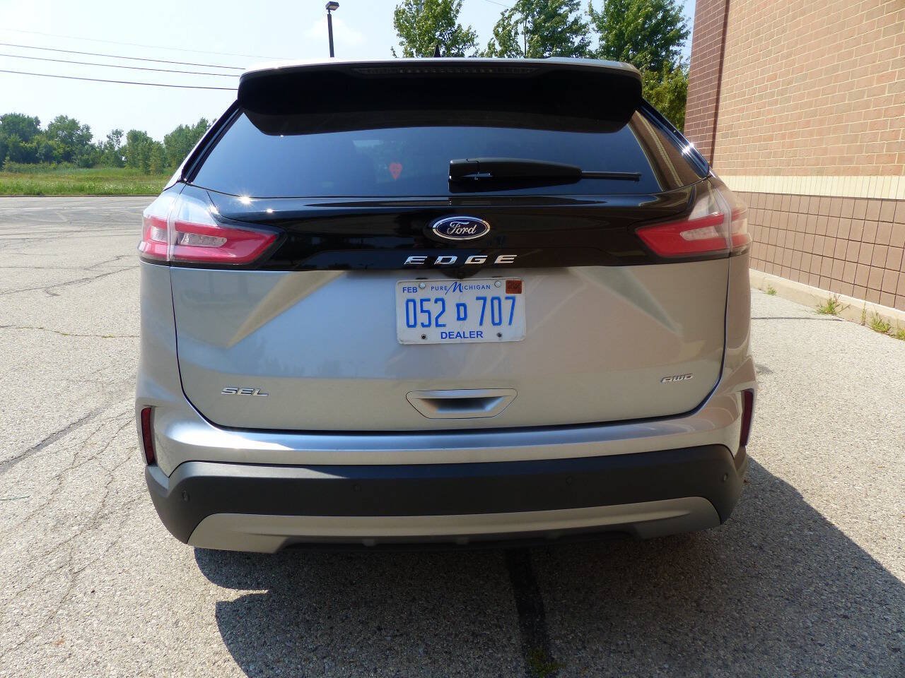 Used 2024 Ford Edge SEL AWD/4WD image 8