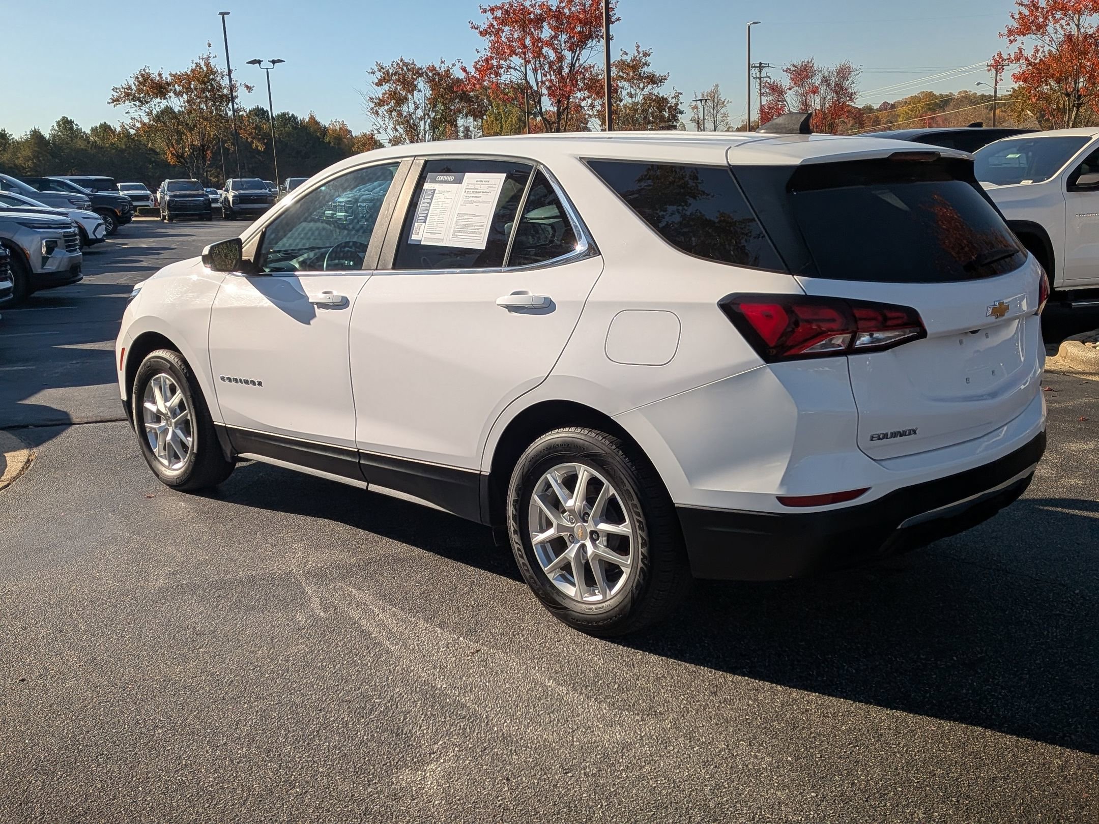 Used 2022 Chevrolet Equinox LT w/ Driver Convenience Package image 7