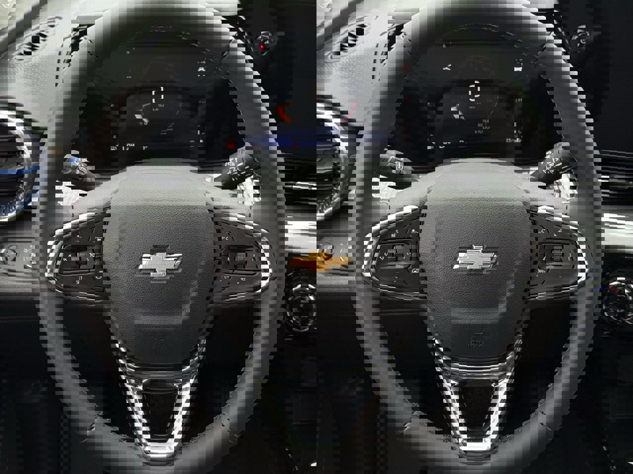 New 2026 Chevrolet Trax LT w/ Driver Confidence Package image 12