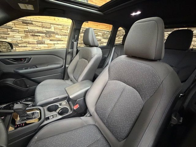 Used 2025 Subaru Forester Premium w/ Convenience Package #1 AWD/4WD image 11