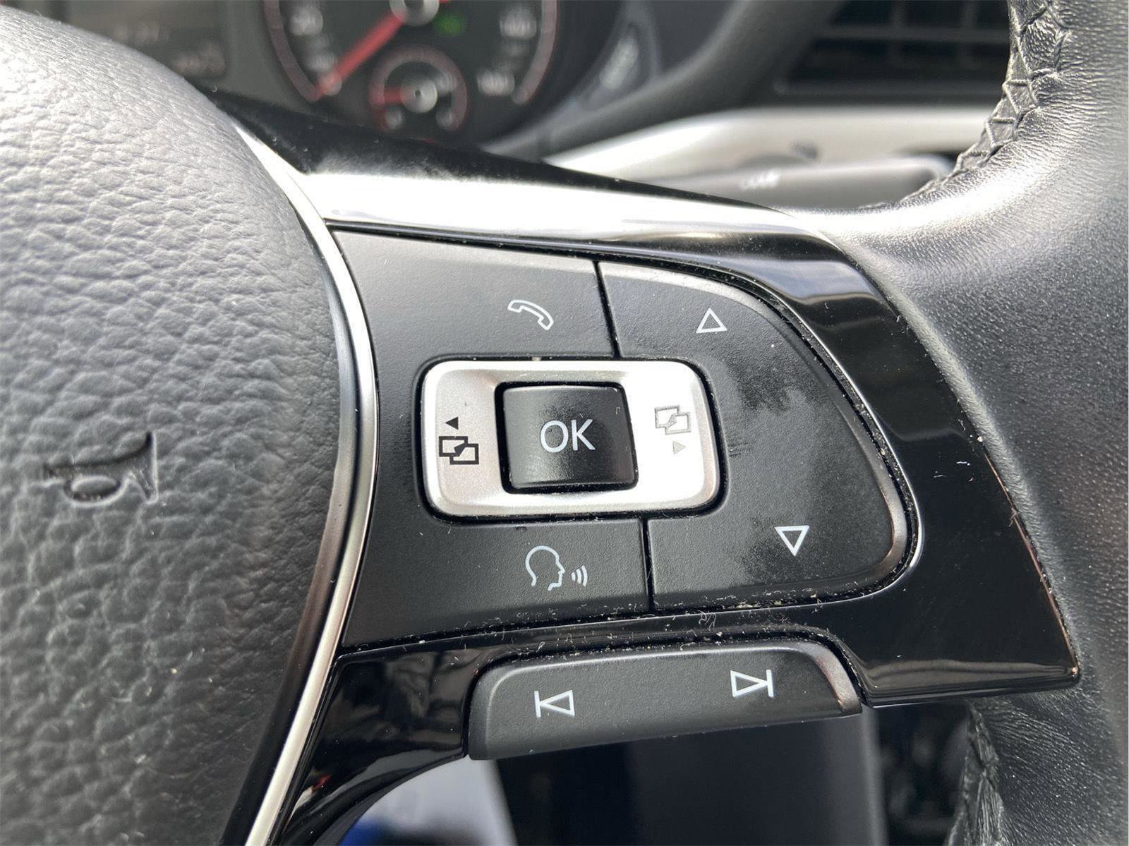 Used 2020 Volkswagen Passat 2.0T SE image 25