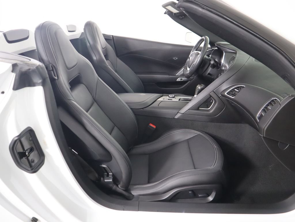 Used 2019 Chevrolet Corvette Stingray Convertible image 27