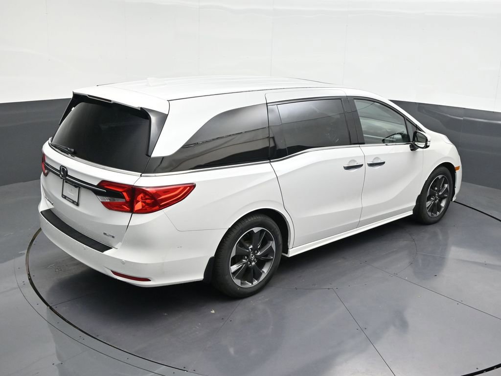 Used 2023 Honda Odyssey Elite image 14