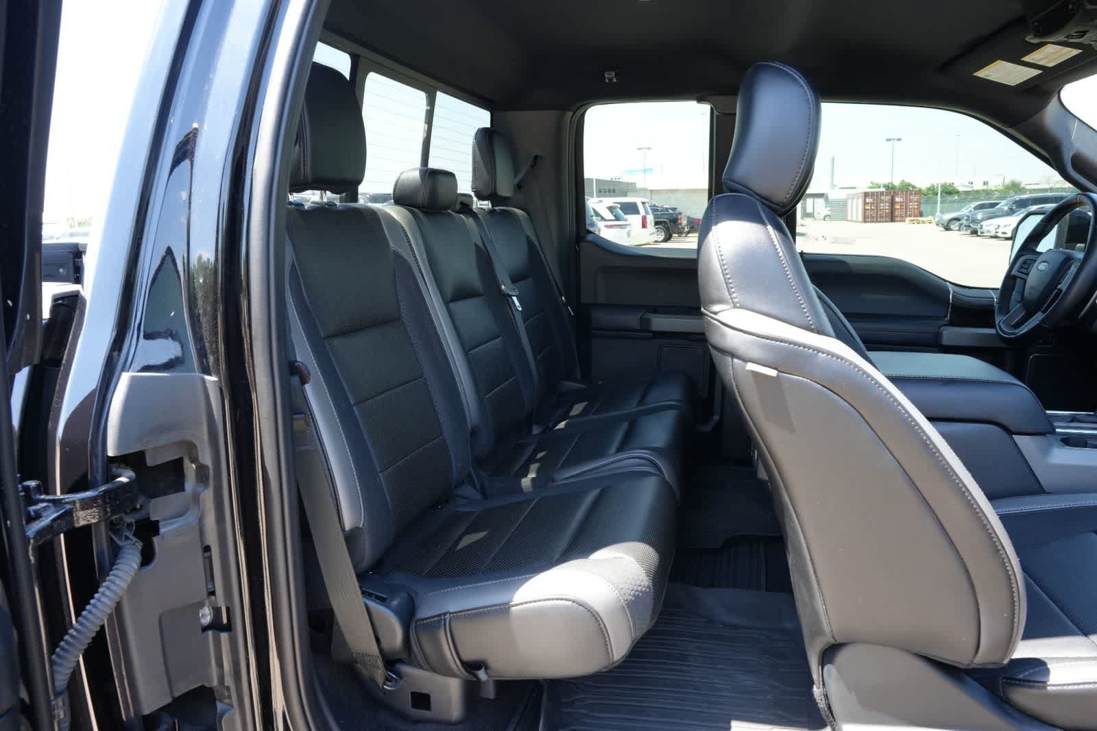 Used 2020 Ford F150 Raptor w/ Equipment Group 802A Luxury AWD/4WD image 17