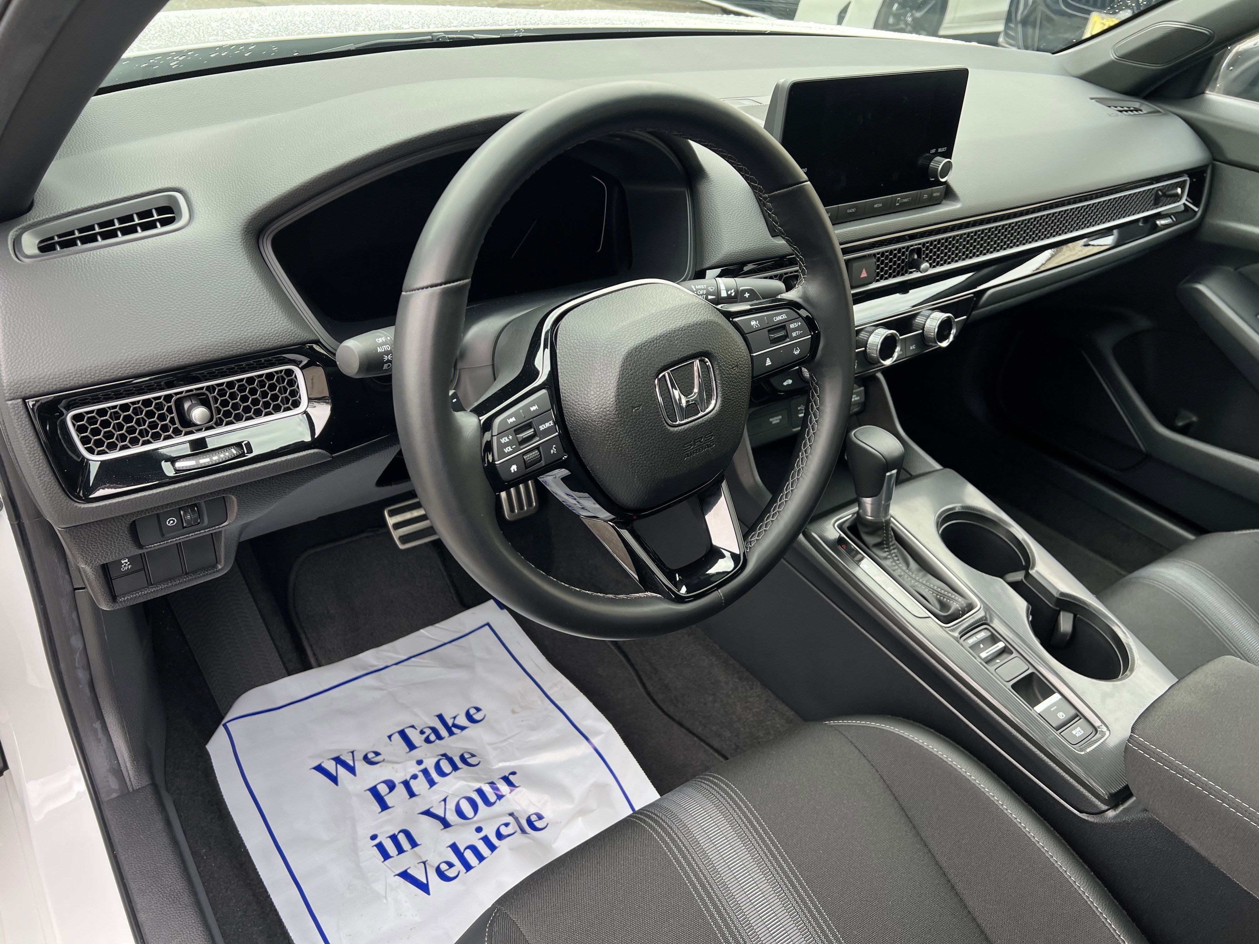 Used 2025 Honda Civic Sport image 12