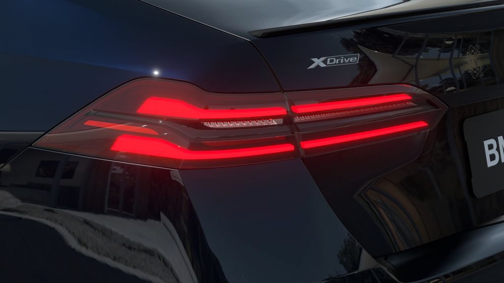 New 2027 BMW 550e xDrive AWD/4WD image 8
