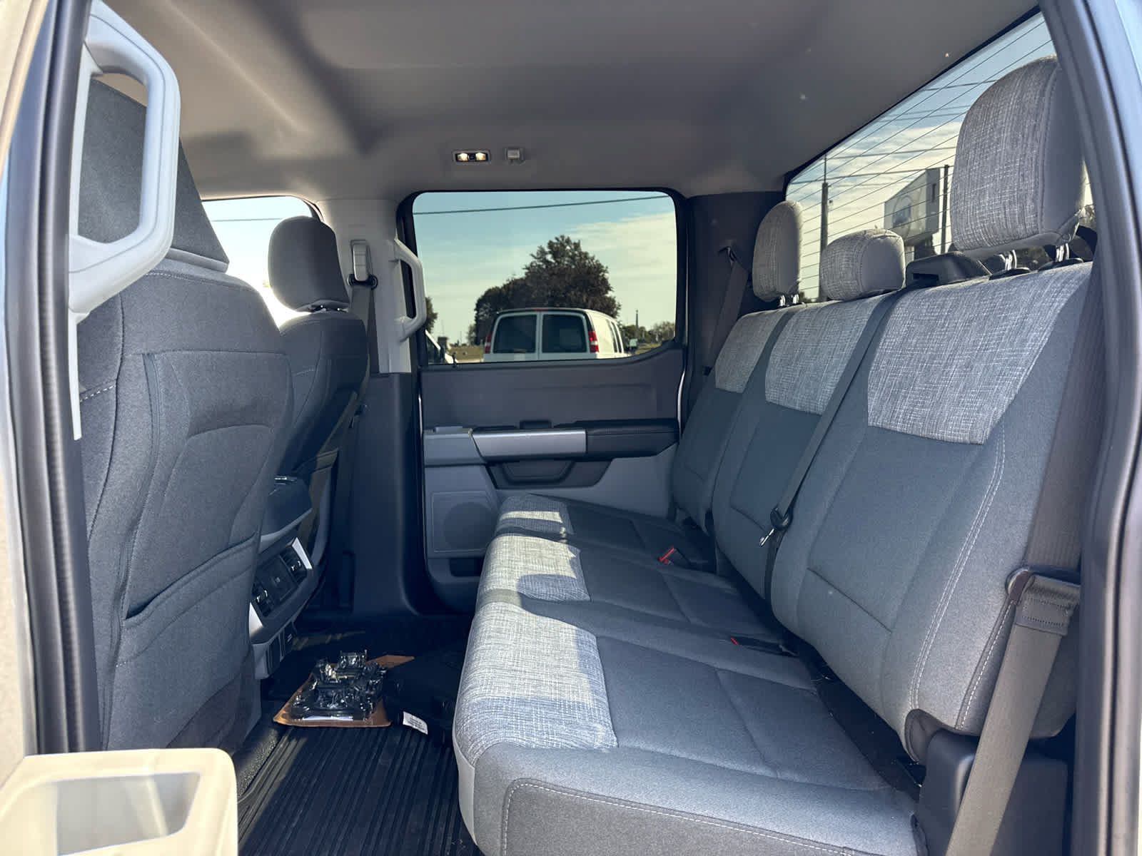 Used 2023 Ford F350 XLT w/ 360-Degree Camera Package AWD/4WD image 21
