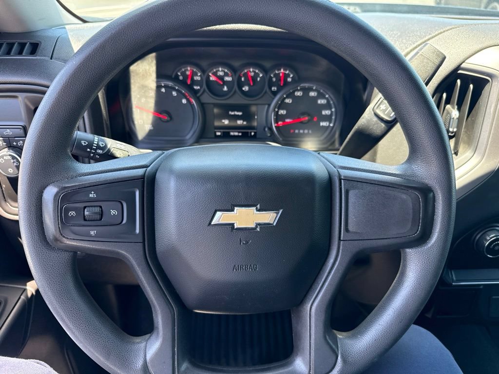 Used 2020 Chevrolet Silverado 1500 Custom w/ Custom Value Package RWD image 19