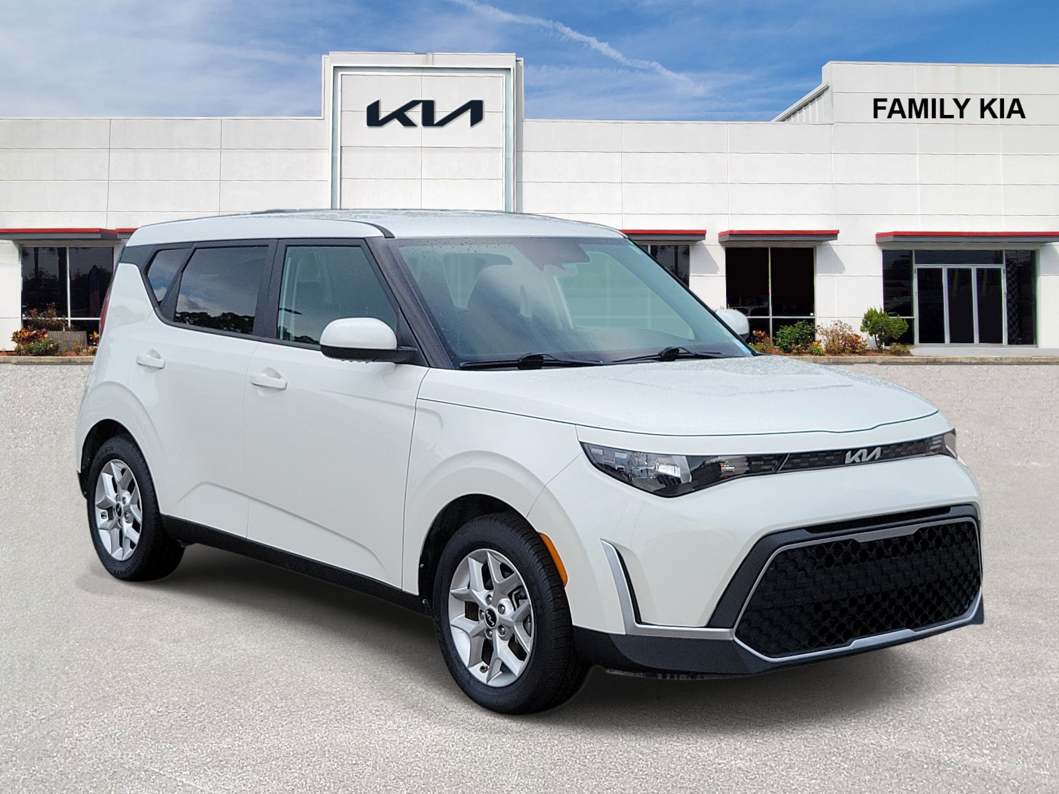 Certified 2024 Kia Soul LX w/ Option Group 015 FWD 360° Tour