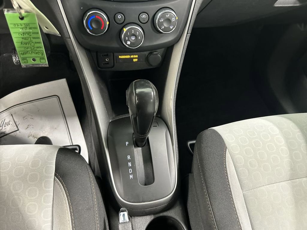 Used 2020 Chevrolet Trax LS w/ Tint and Cruise Package FWD image 17