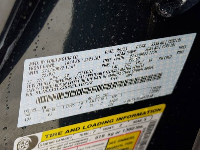 New 2025 Lincoln Navigator L Reserve w/ Jet Appearance Package image 36