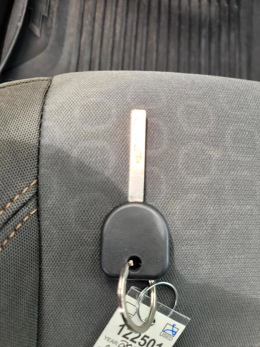 Used 2021 Chevrolet Trax LS w/ Tint and Cruise Package AWD/4WD image 28