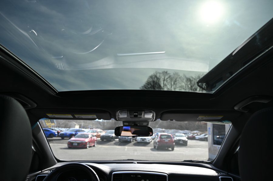 Used 2022 Kia Sportage Nightfall Edition image 15