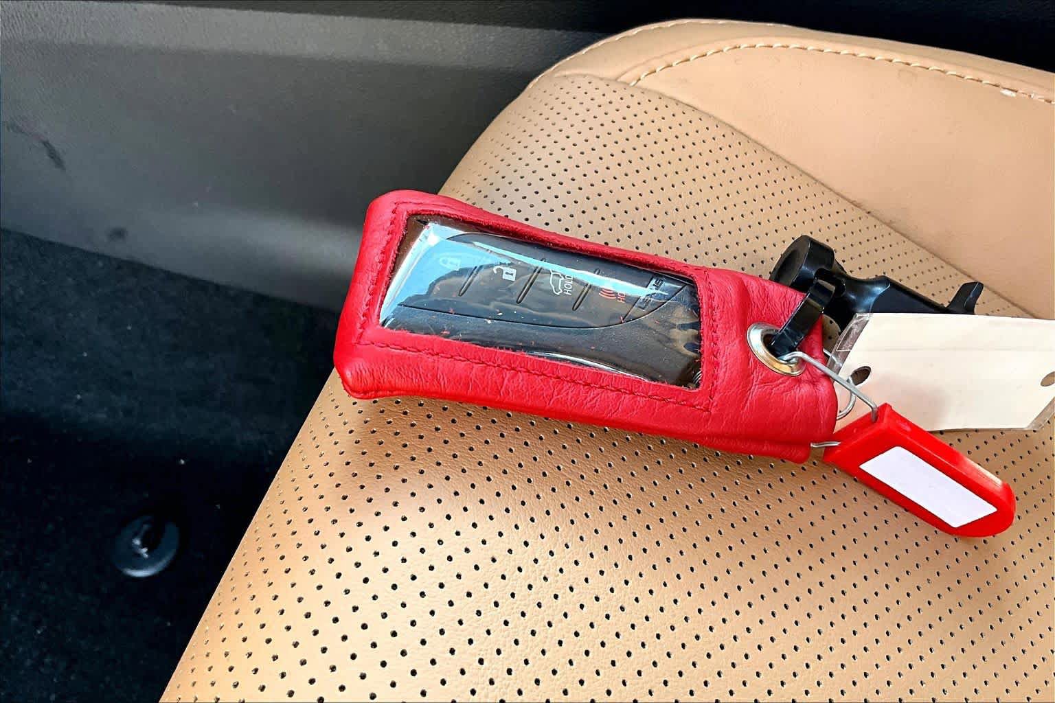 Used 2025 Lexus NX 250 FWD w/ Towing Package (2000 Lbs) image 15