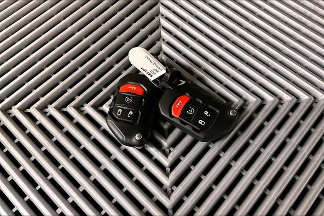 Used 2025 Jeep Wrangler Unlimited Rubicon 4xe w/ Safety Group image 11