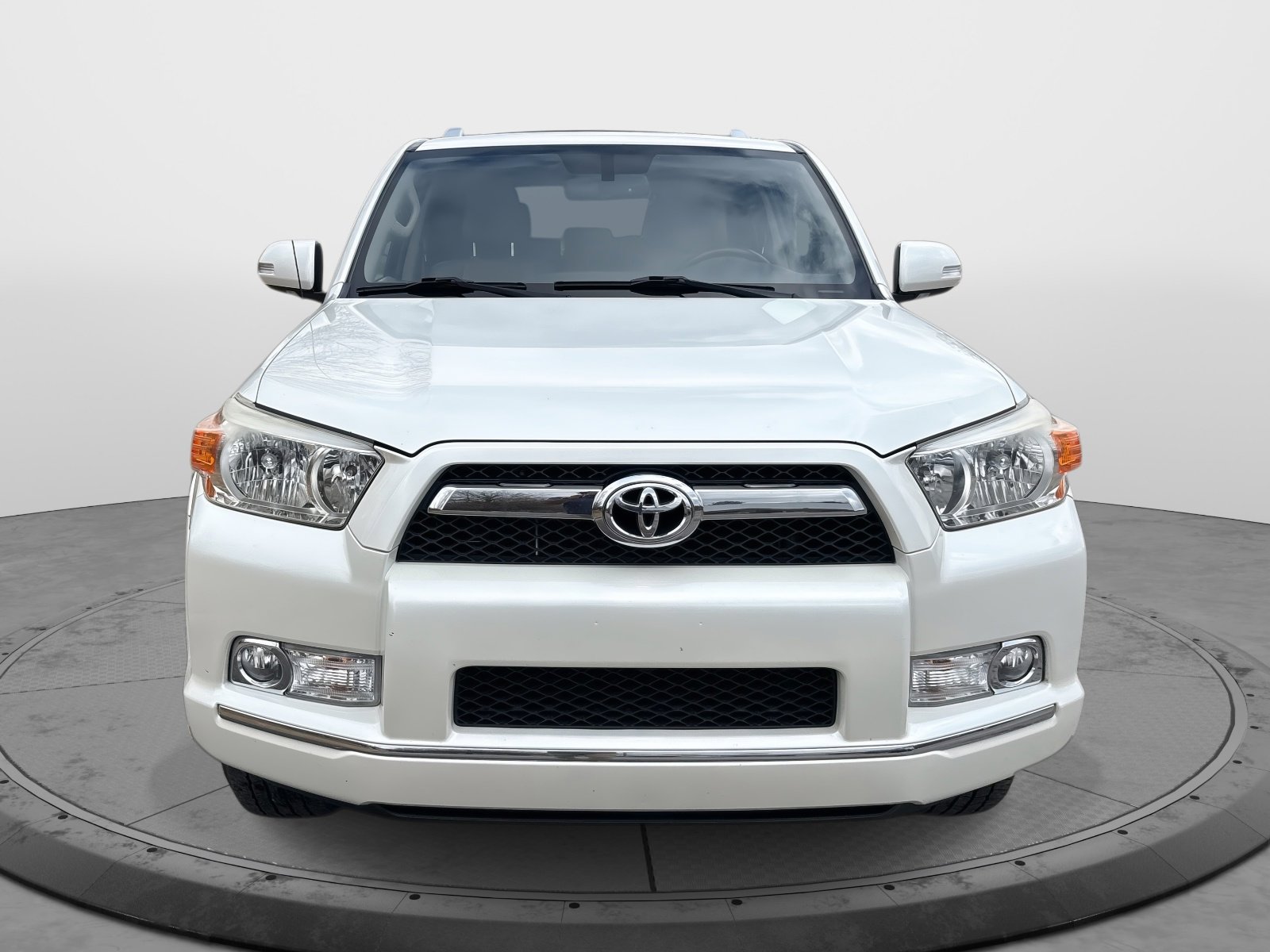 Used 2013 Toyota 4Runner SR5 image 2