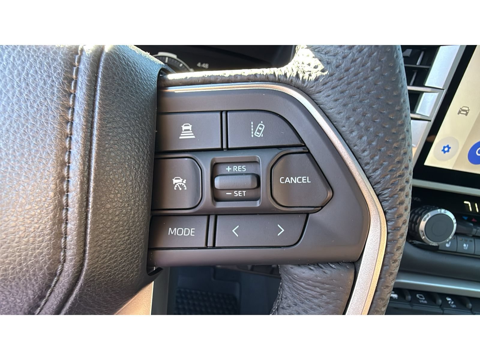 New 2026 Toyota Tundra Limited AWD/4WD image 25