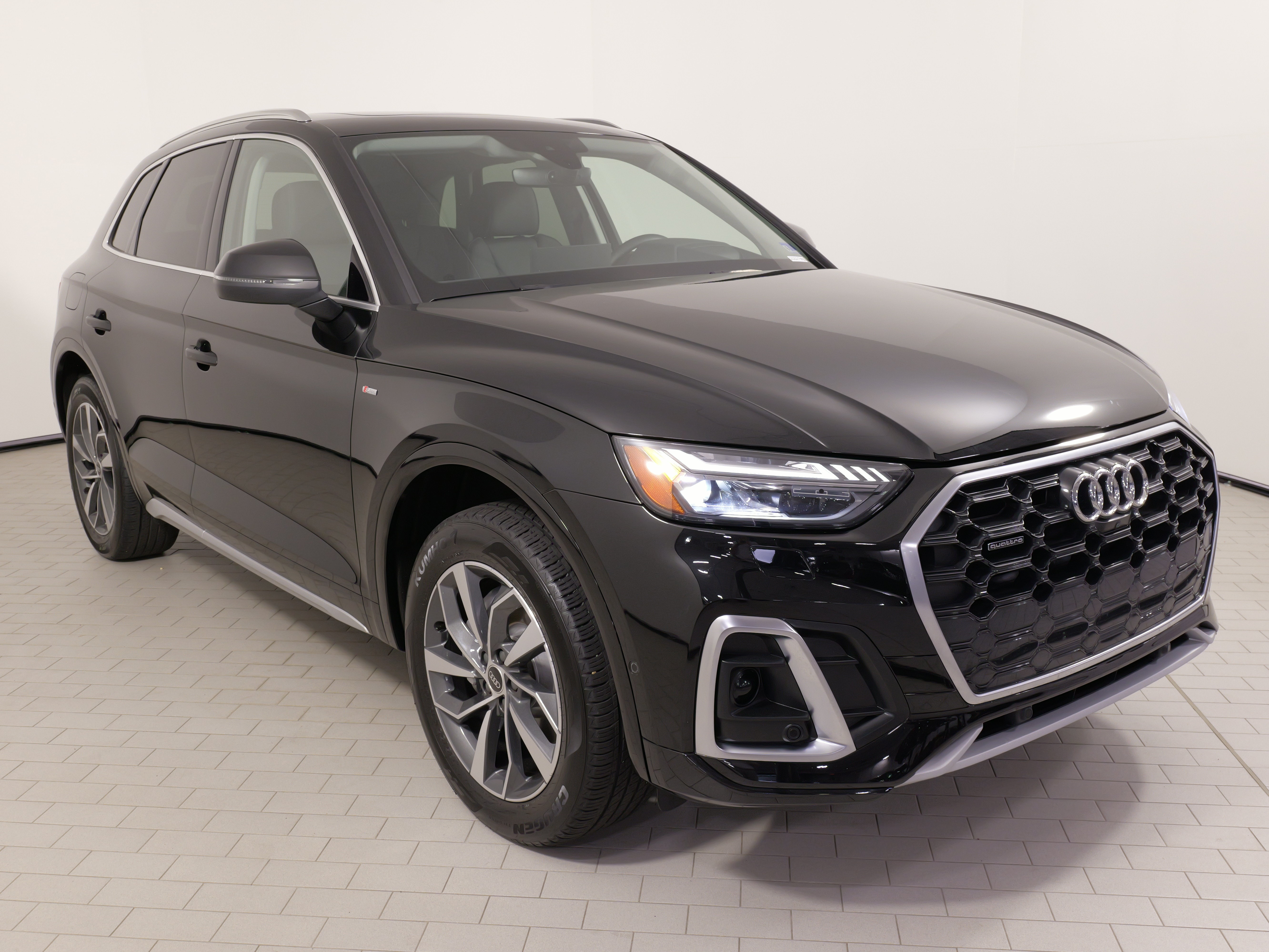Used 2023 Audi Q5 2.0T Prestige AWD/4WD image 7