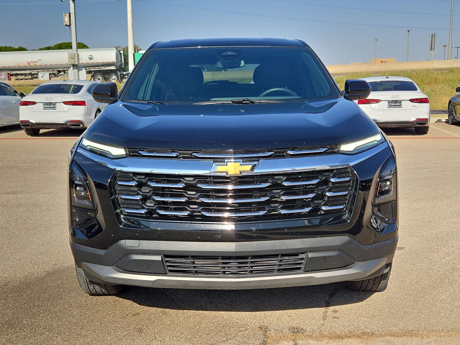 Used 2026 Chevrolet Equinox LT w/ Convenience Package II FWD image 10