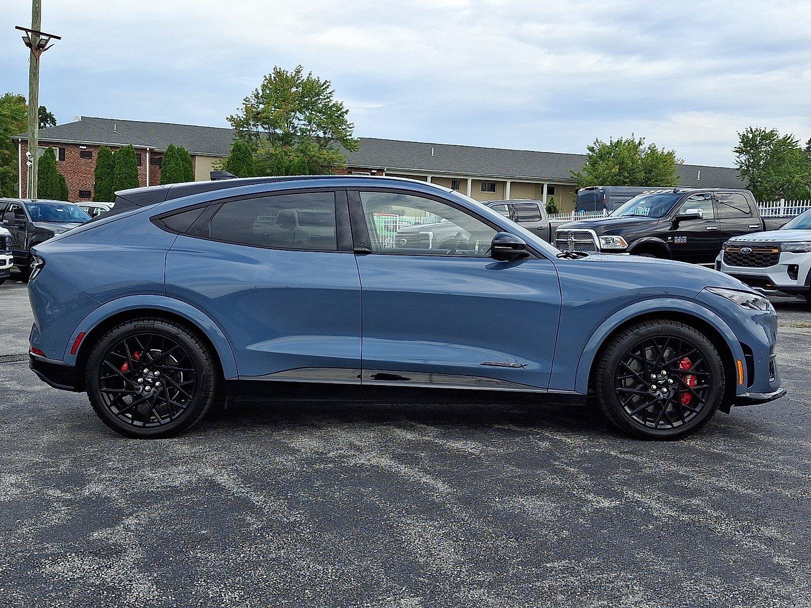 Used 2023 Ford Mustang Mach-E GT w/ GT Performance Edition AWD/4WD image 7