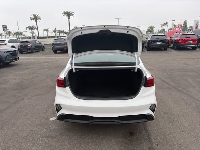 Used 2024 Kia Forte LXS image 11