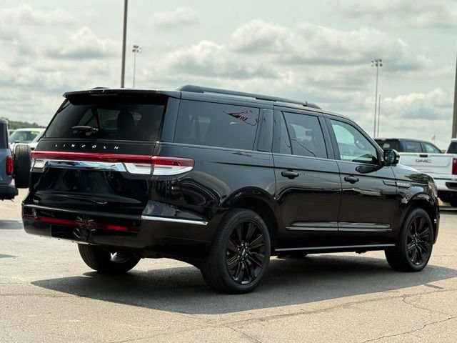 Used 2023 Lincoln Navigator L Reserve AWD/4WD image 39