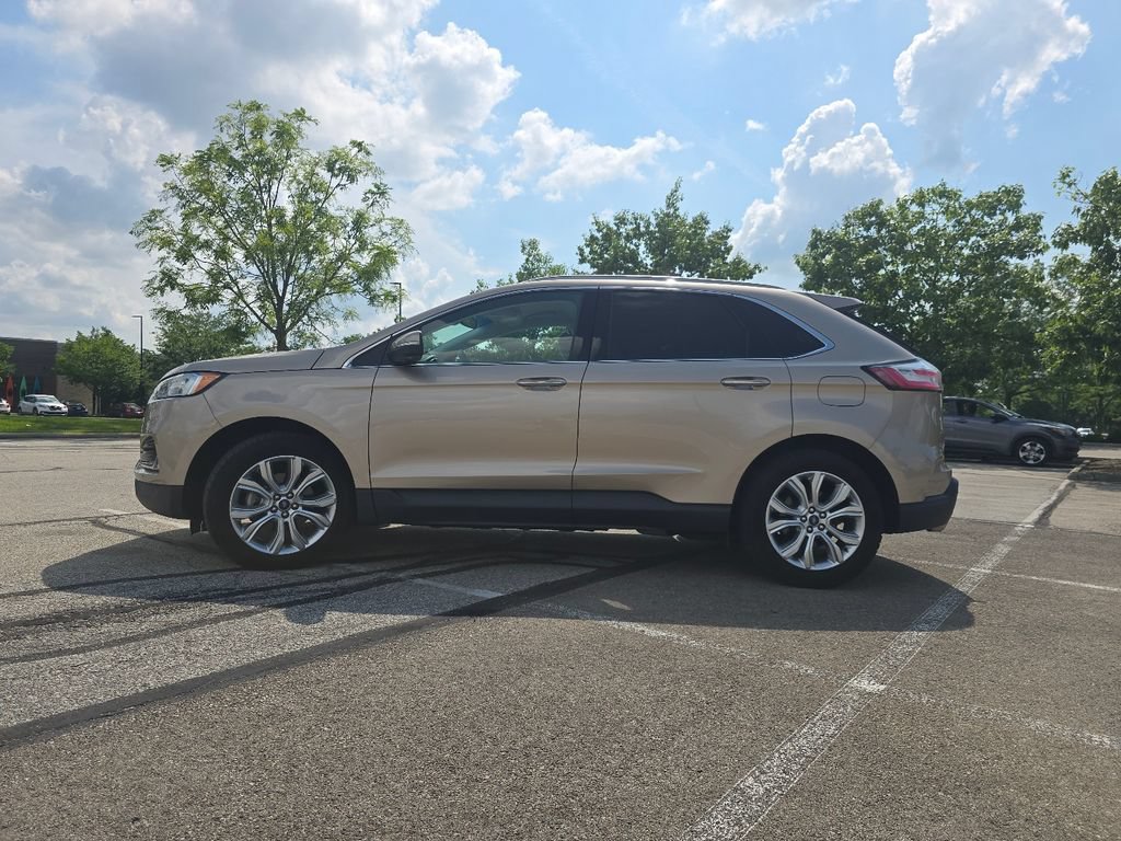 Used 2020 Ford Edge Titanium FWD image 14