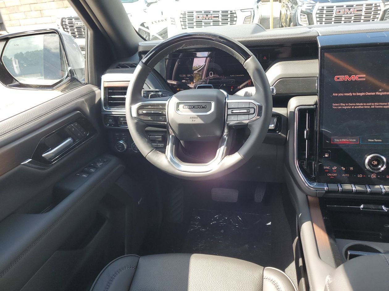 New 2026 GMC Yukon XL Denali w/ Denali Reserve Package AWD/4WD image 13
