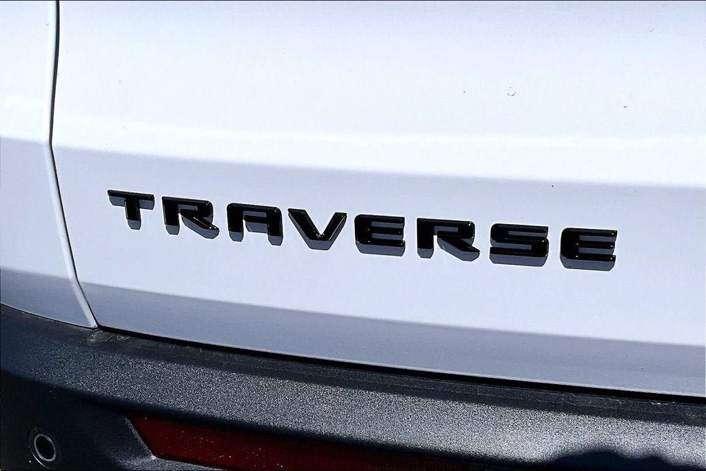 New 2026 Chevrolet Traverse LT w/ Driver Confidence Package FWD image 11