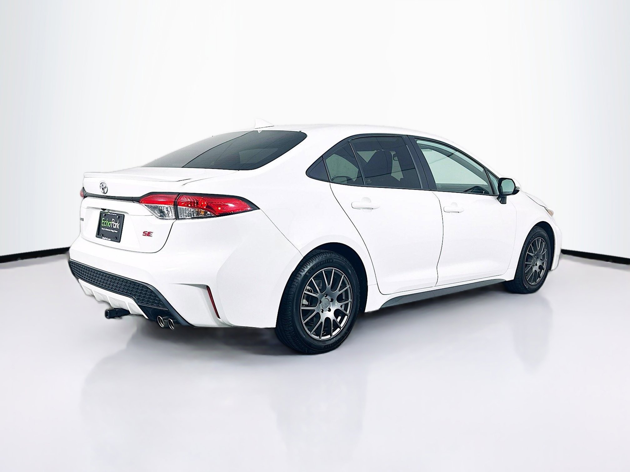 Used 2020 Toyota Corolla SE image 9